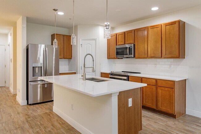 Building Photo - 3641 Seneca Club Loop