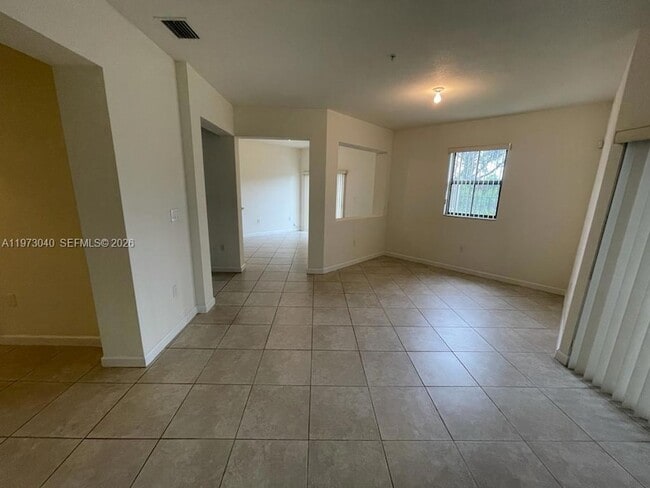 Building Photo - 10600 NW 88th St