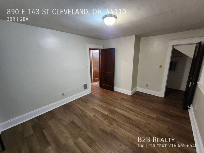 Building Photo - 890 E 143rd St