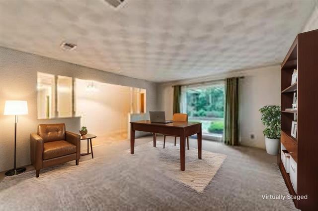 Building Photo - 2936 Woodmere Dr