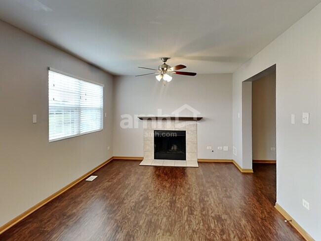 Building Photo - 1821 Eagle Dr