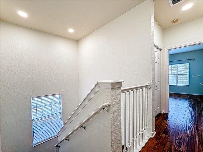 Building Photo - 2586 Grand Central Pkwy