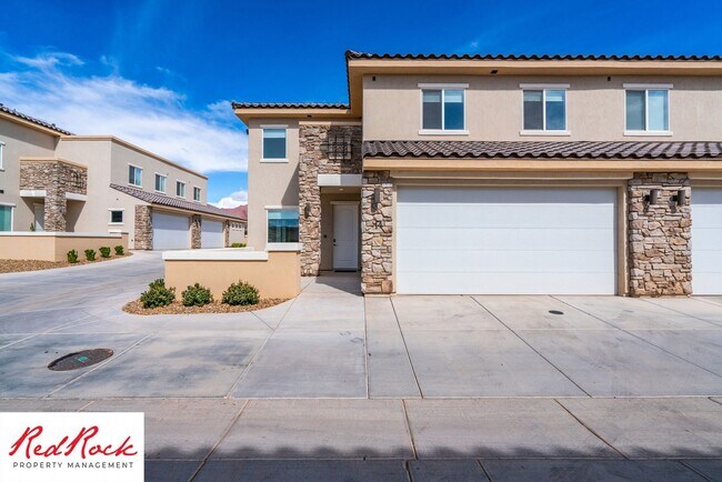 Building Photo - Welcoming 3 Bedroom Townhome in Charming Ivins City