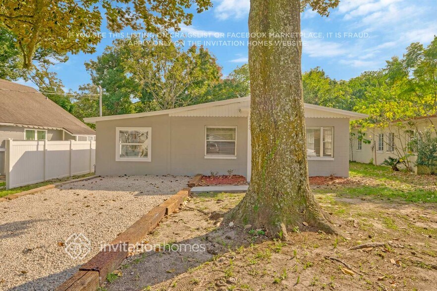 Building Photo - 4560 Merrimac Ave