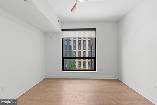 Building Photo - 1650 Silver Hill Dr
