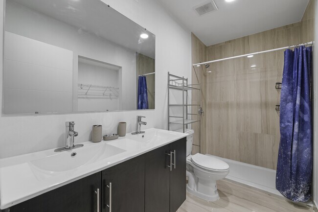 Building Photo - 2906 65th St W