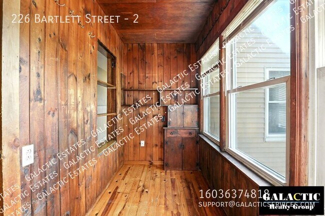 Building Photo - 226 Bartlett St