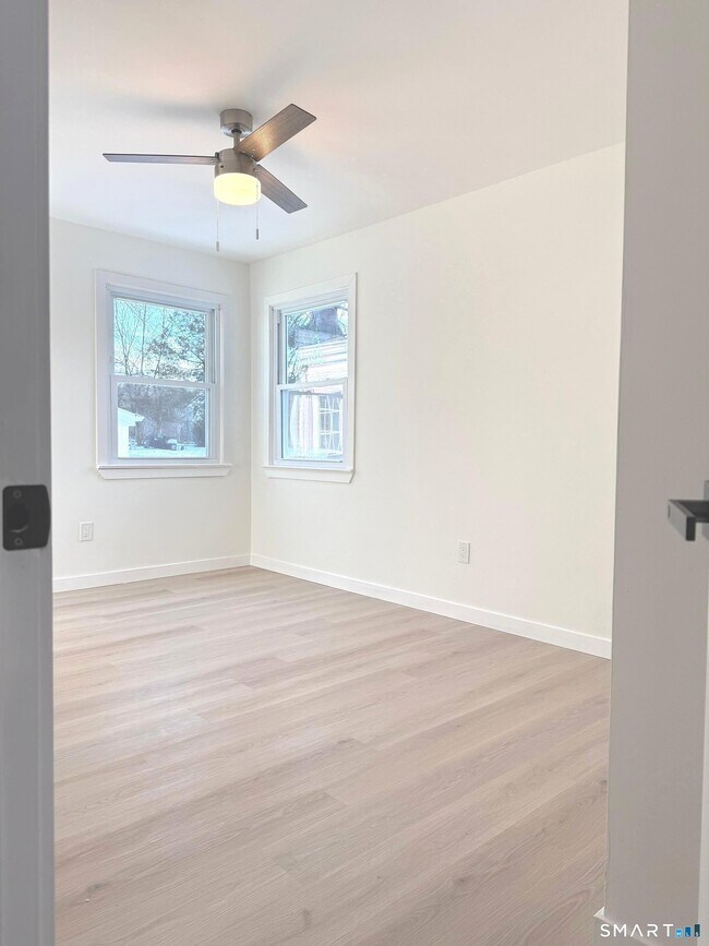 Building Photo - 275 Dayton Rd