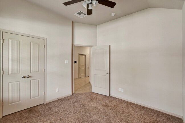 Building Photo - 11413 W Woodmark