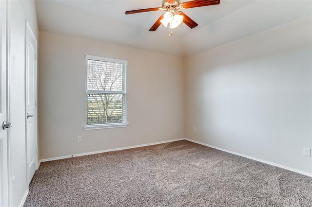 Building Photo - 209 Red Hawk Pl