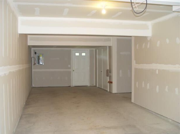 Building Photo - 2184 Knotty Pine Tr