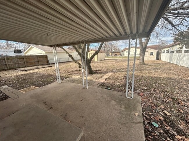 Building Photo - 77 Faircrest Dr