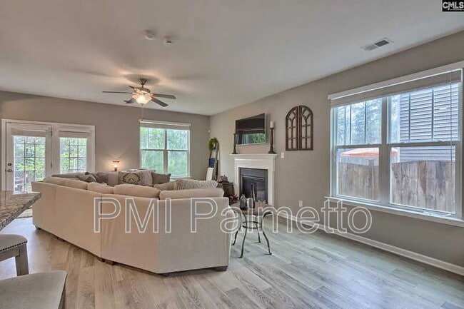 Building Photo - 326 Lanyard Ln