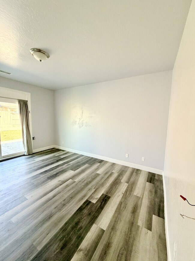 Building Photo - 1736 Berry St