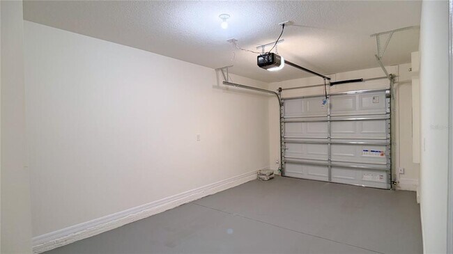 Building Photo - 6579 SW 81st Lp