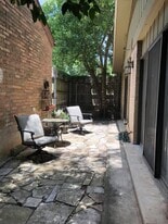 Building Photo - 133 Blanco St