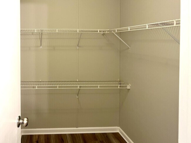 Building Photo - Manufactured Home in the Country