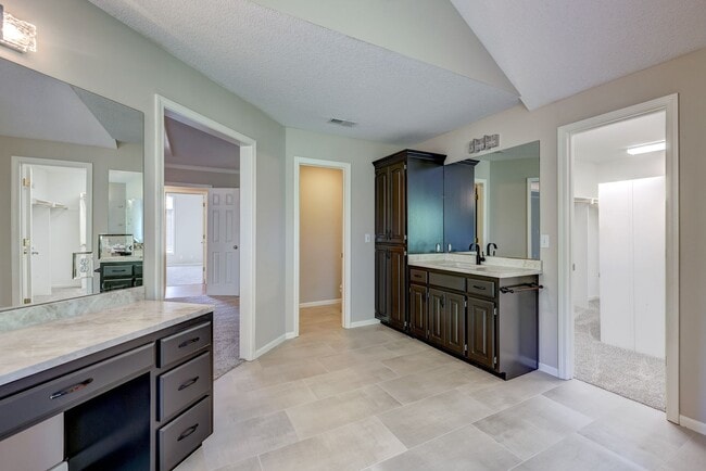 Building Photo - {14400} Somerset Brooke + Beautifully Updated Throughout + Finished Walk Out Basement + Fenced Yard