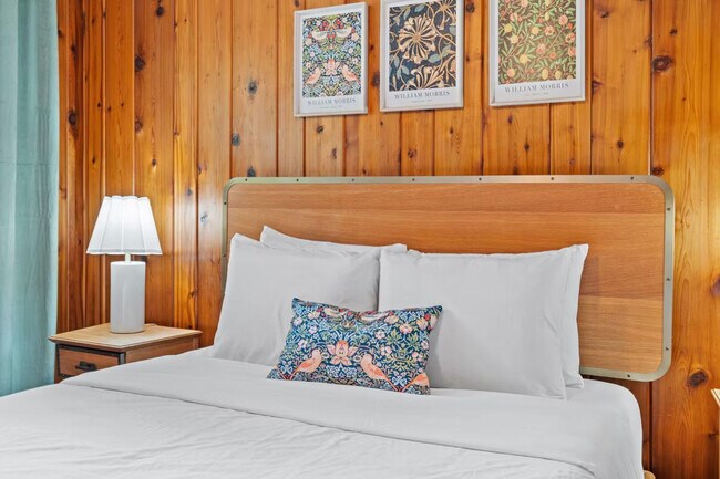 Building Photo - 264 Euharlee Rd SW