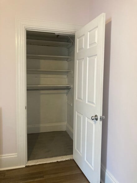 Building Photo - 70 Hedley Ave