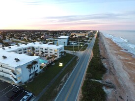 Building Photo - 1926 Ocean Shore Blvd