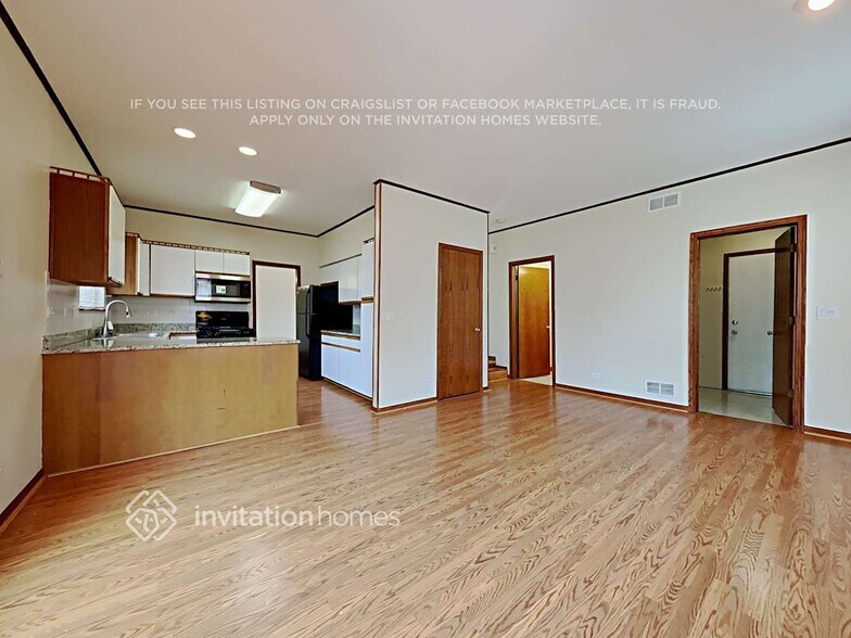 Building Photo - 2176 Edinburgh Ln