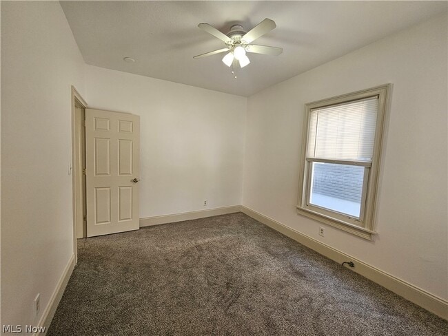 Building Photo - 3430 Beechwood Ave