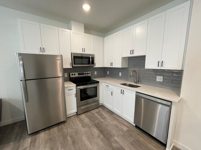 Building Photo - The Olive- NO AVAILABLE UNITS