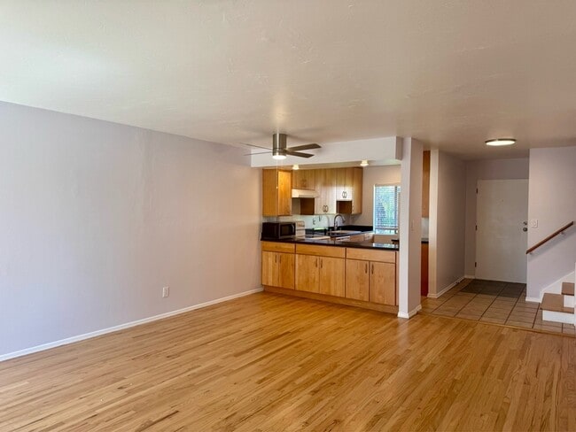 Building Photo - 5730 Ferber St