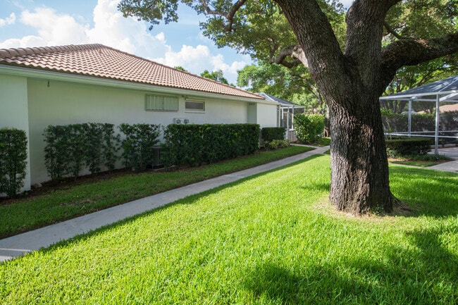 Building Photo - 4204 Water Oak Ct
