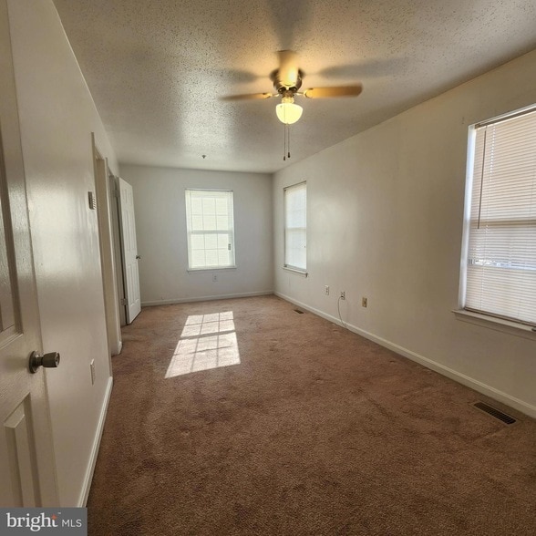 Building Photo - 501 Kerby Pkwy