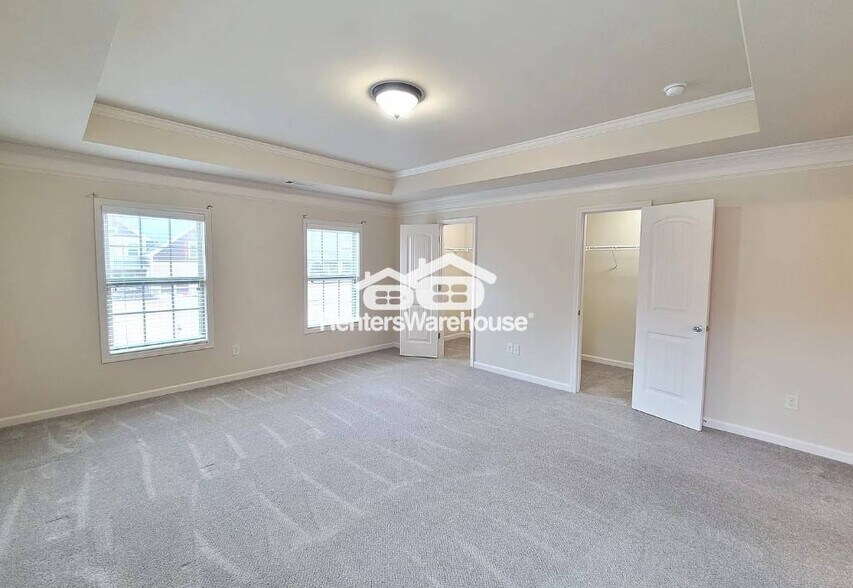 Building Photo - 5301 Cedar Mill Dr