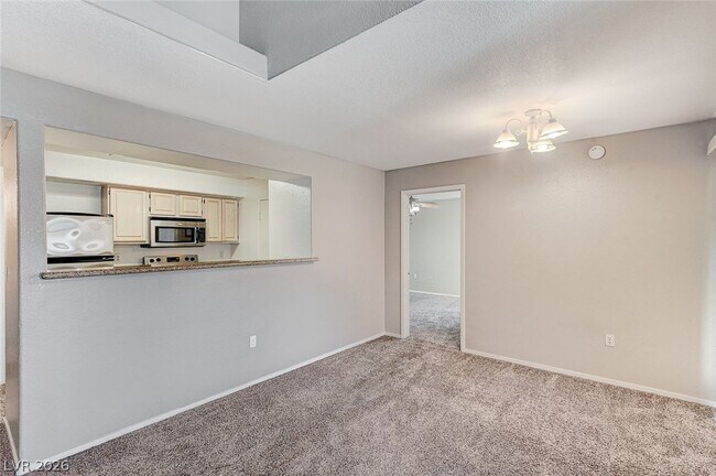 Building Photo - 555 E Silverado Ranch Blvd