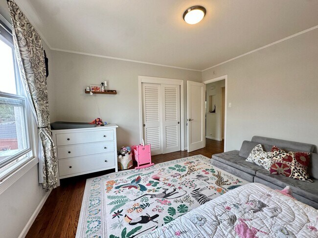 Building Photo - Lovely 3bd/2bth Home in The Sunset