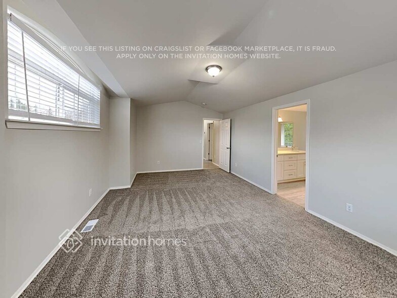 Building Photo - 18908 76th Ave Ct E