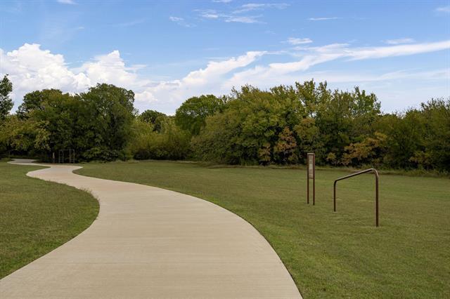 Building Photo - 9940 Dartmouth Dr