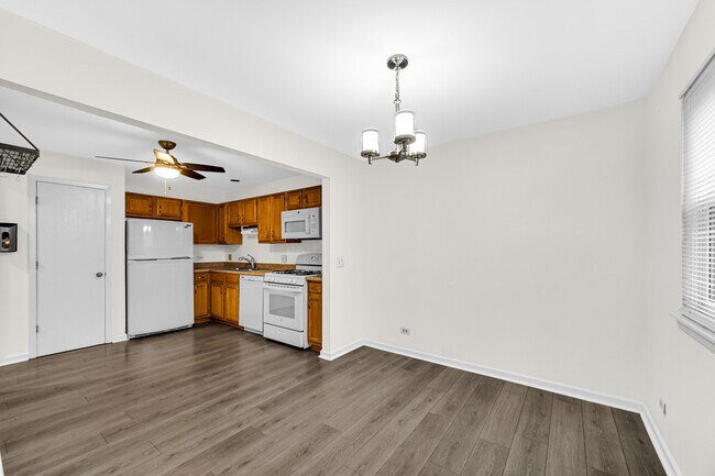 Building Photo - 12 Aberdeen Ct