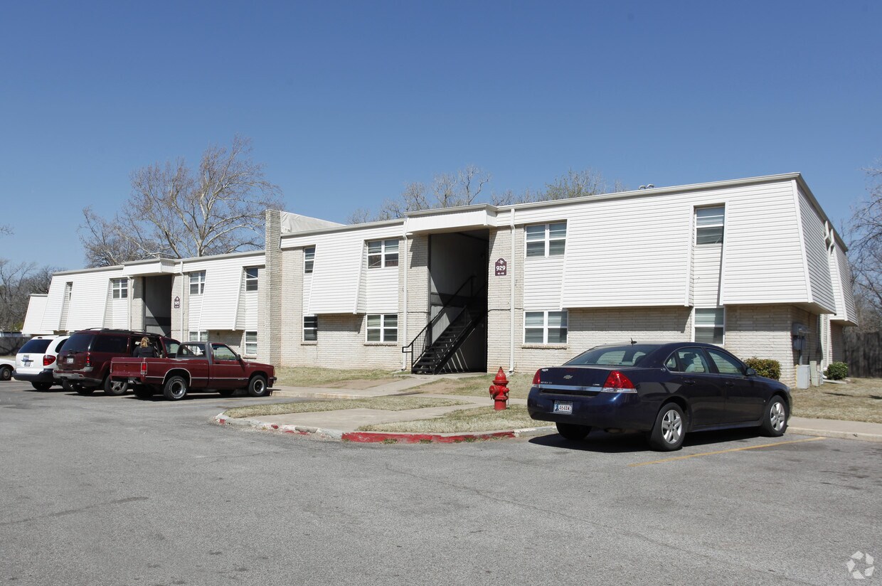 Rockwell Villa Apartments Oklahoma City