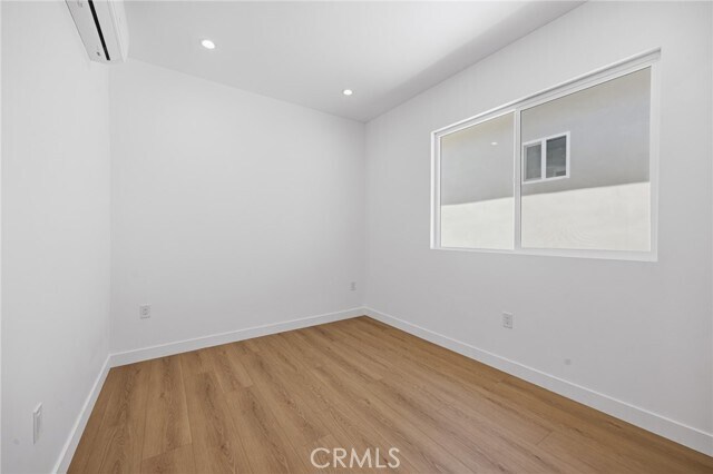 Building Photo - 7647 Melvin Ave