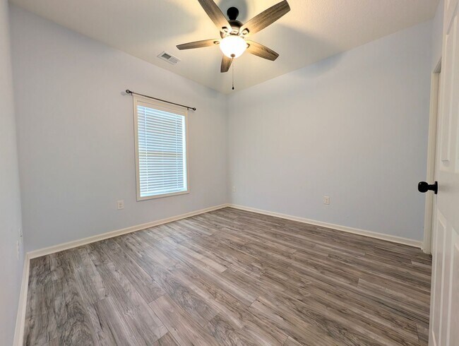 Building Photo - Live the Coastal Dream in This Gorgeous 3BR Murrells Inlet Condo - Long Term Rental