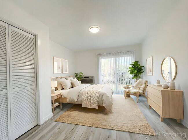 Building Photo - 829 WA-4