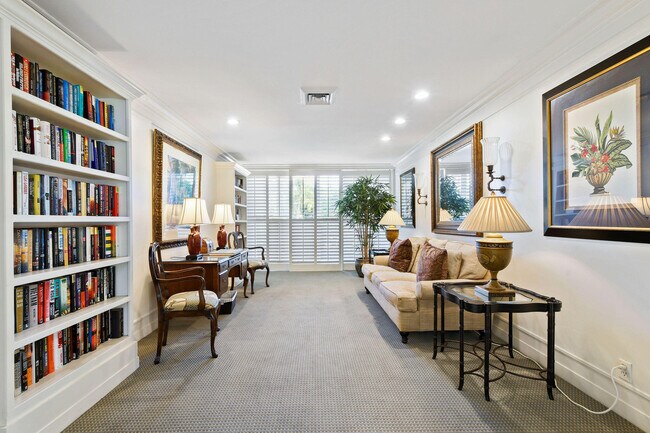 Building Photo - 3800 Washington Rd