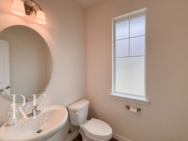 Building Photo - Vaulted Ceilings, Tree-Lined Views & a Spacious Primary Suite Retreat