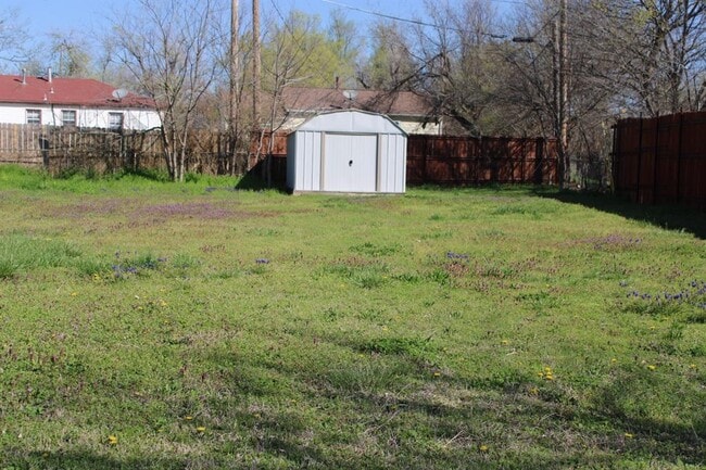 Building Photo - 512 Adair Blvd