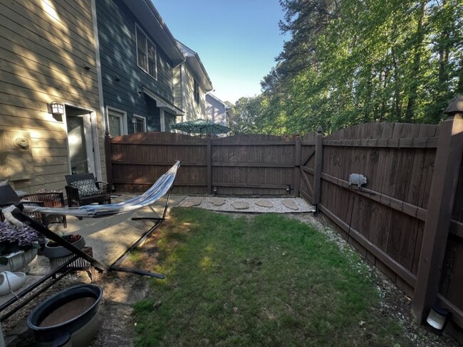 Building Photo - 1018 Mica Lamp Ct