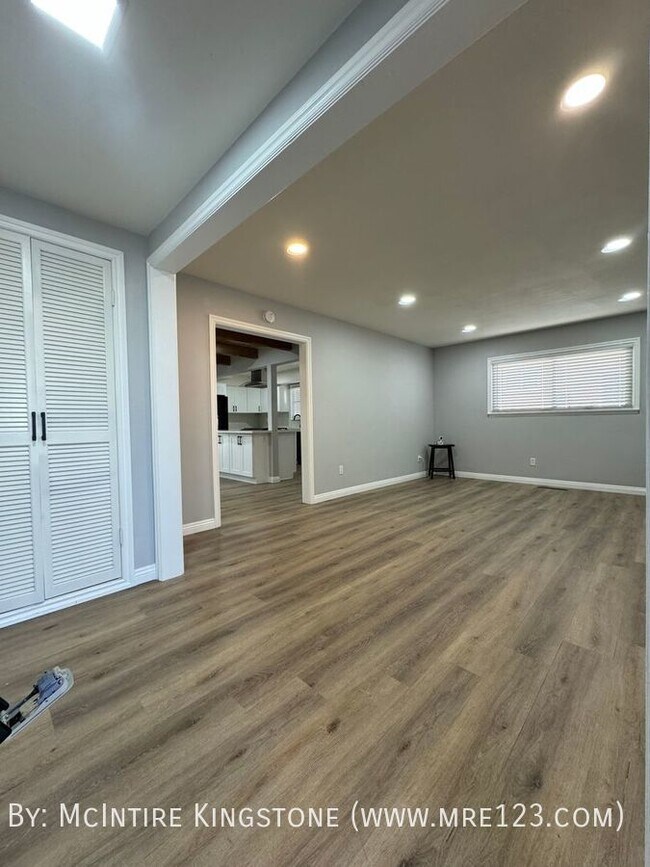 Modern Living in the Heart of the Temple City 4919 Willmonte Ave