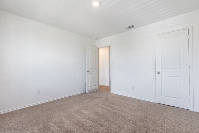 Building Photo - 4310 Fluvial Cir