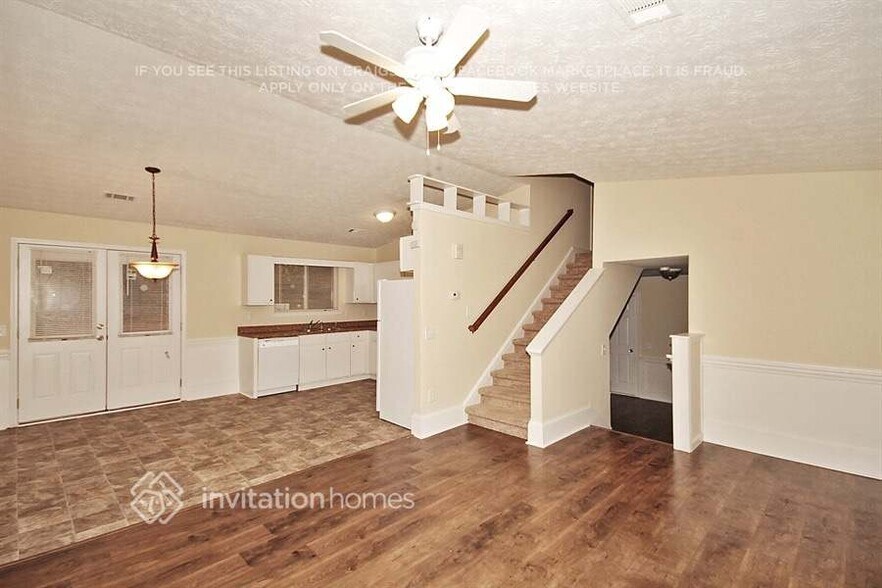 Building Photo - 5155 Sugar Crest Dr