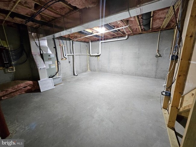 Building Photo - 89 Bay Hill Ln