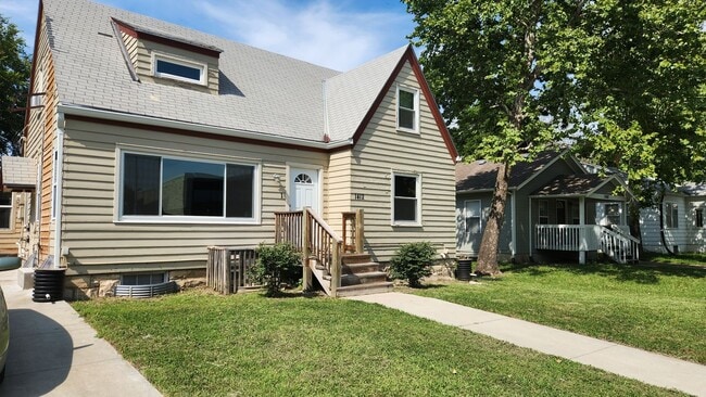 Building Photo - 1412 Houston St